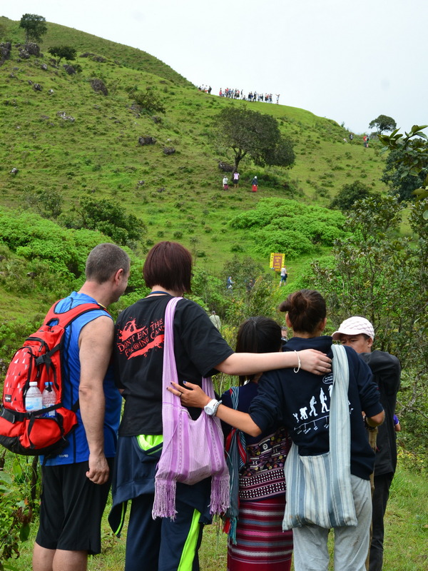 trekking